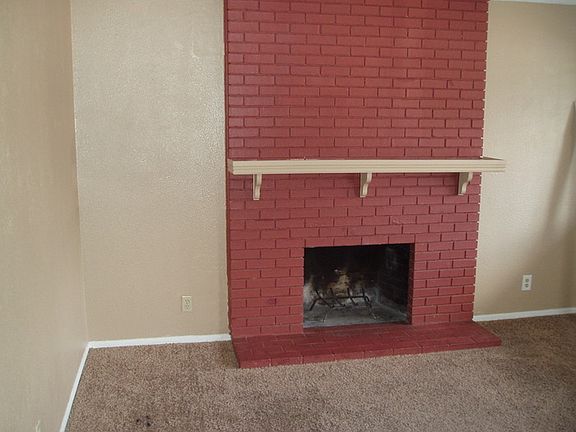 3rd image of 3907 Ortiz Ct NE APT A