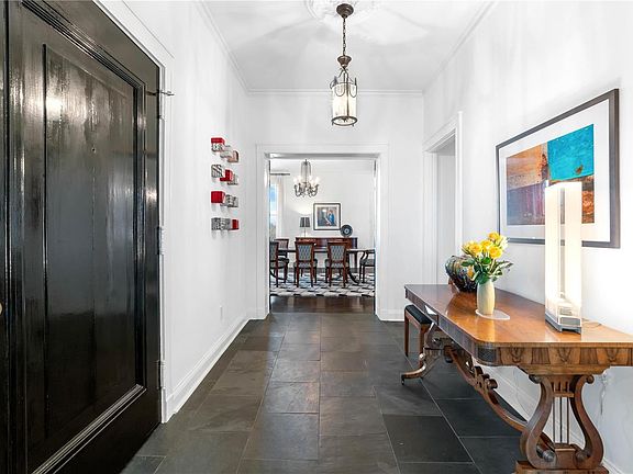 3rd image of 320 N Union Blvd #5S