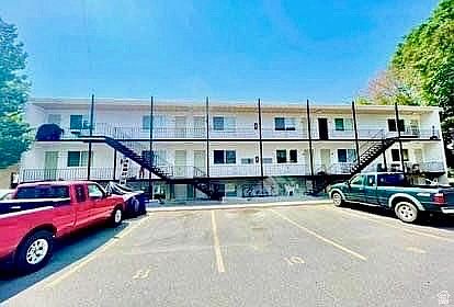 1st image of 640 E 600 N