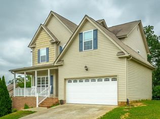 6076 Oilskin Dr, Ooltewah, TN 37363