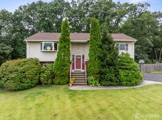 61 Flagler St, East Brunswick, NJ 08816