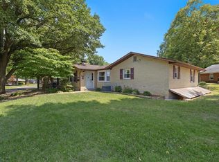 66 Beth Ann Dr, Belleville, IL 62221