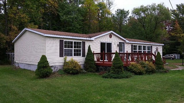 1st image of 11 Lobdell Ln