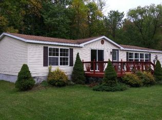 11 Lobdell Ln, Willsboro, NY 12996