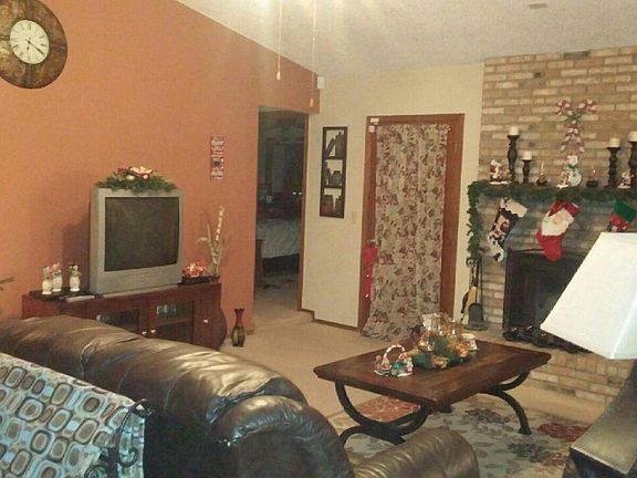 4th image of 1817 Shannon Lake Dr