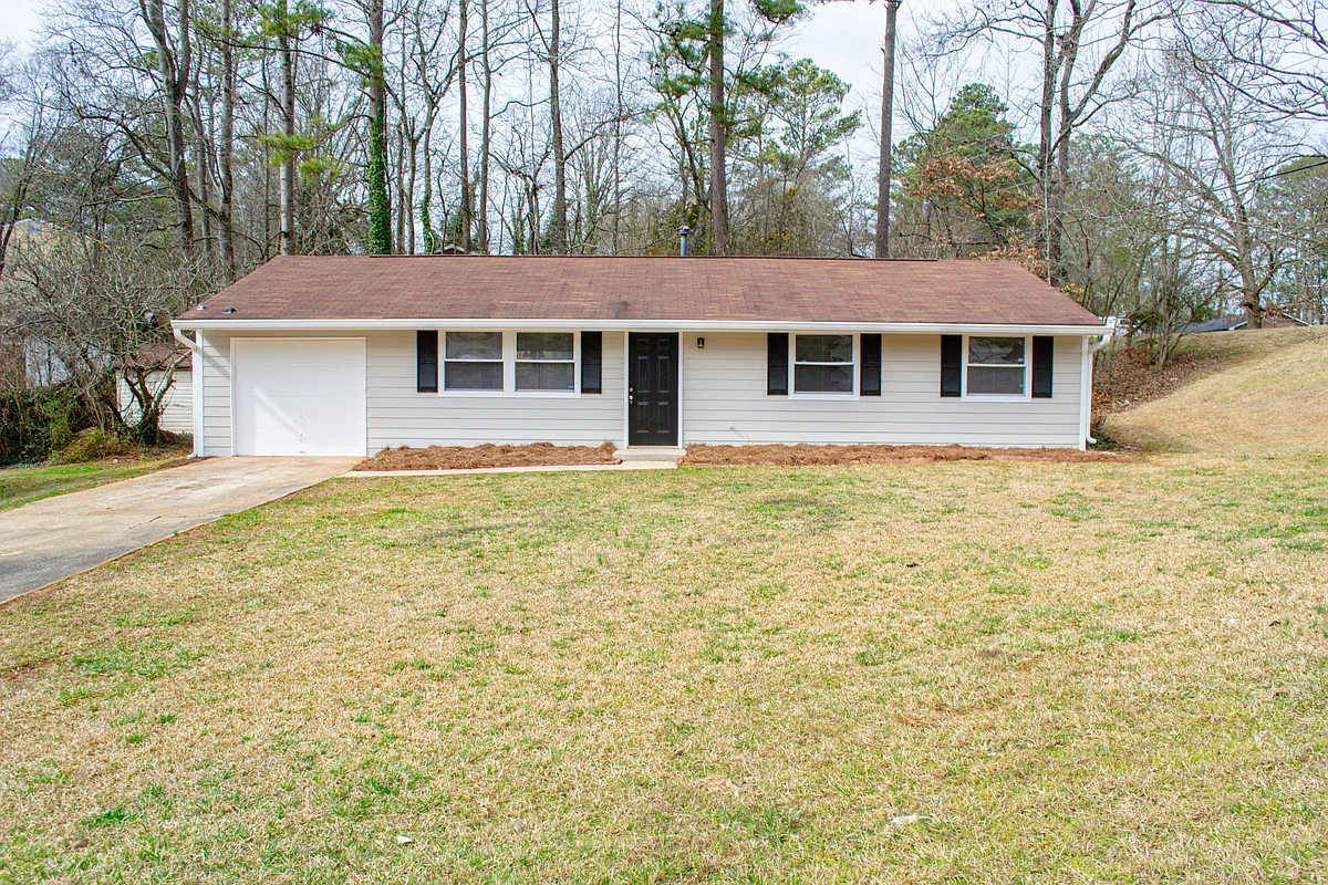 Building Photo - 2605 Old South Dr