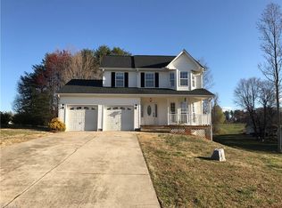 7092 Agatha Dr, Stokesdale, NC 27357