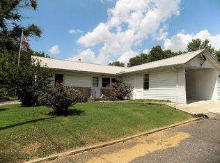 614 Myrtle St, Monett, MO 65708