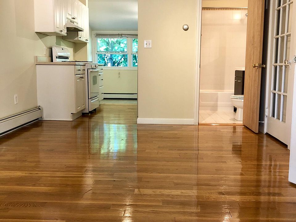 1st image of 96 Old Colony Ave