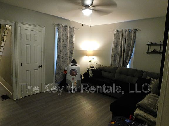 4th image of 85 Chapin St APT 1