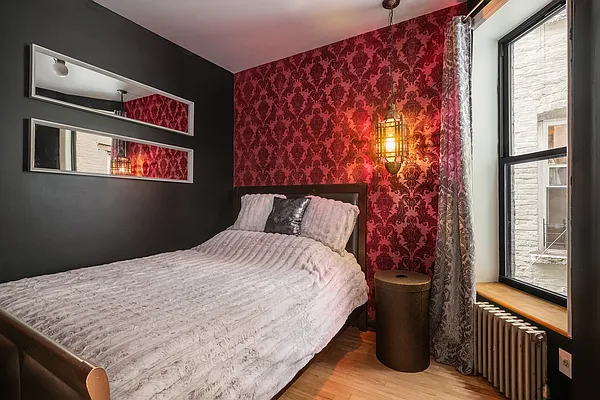 Sold by Compass | media 21