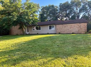 725 Lawson Dr, Columbus, OH 43081
