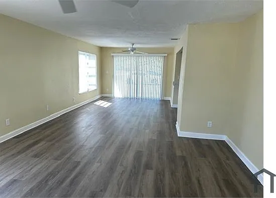 222 Barlow Ave — Photo 6
