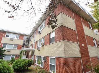 6357 W Addison St #2F, Chicago, IL 60634