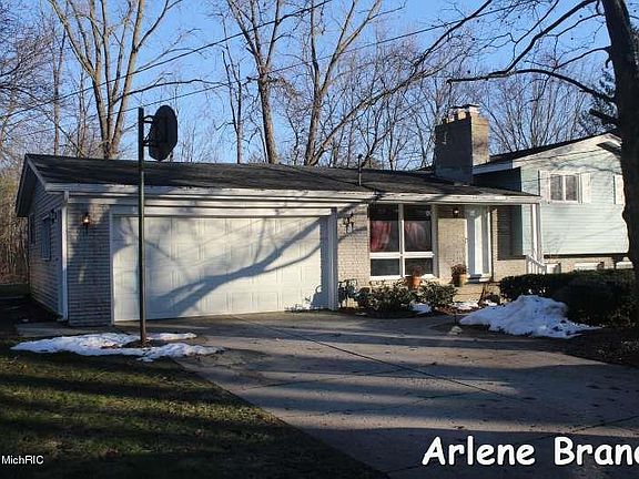 4th image of 5308 Christie Ave SE