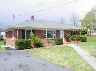 410 Fugate Rd NE, Roanoke, VA 24012