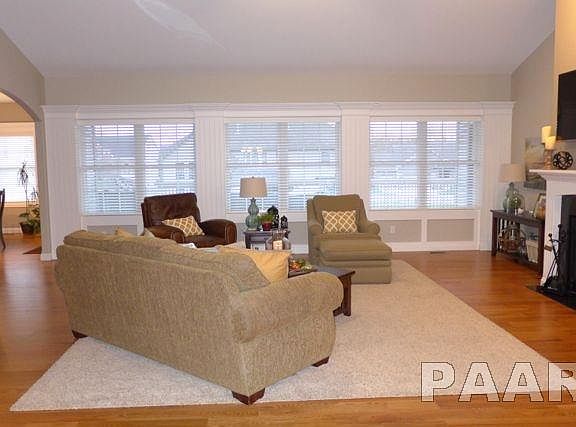 4th image of 2936 W Wessex Dr