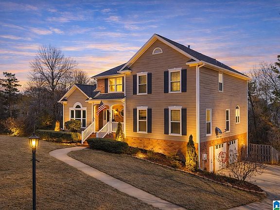 2nd image of 687 Summit Point