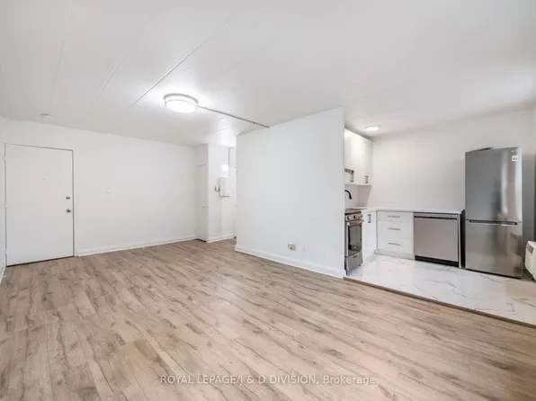 325 Sammon Ave, Toronto, ON