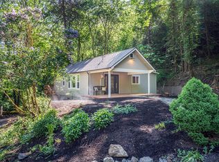 6883 Coleman Creek Rd, Medford, OR 97501