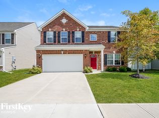 689 Keepsake Run, Greenwood, IN 46143