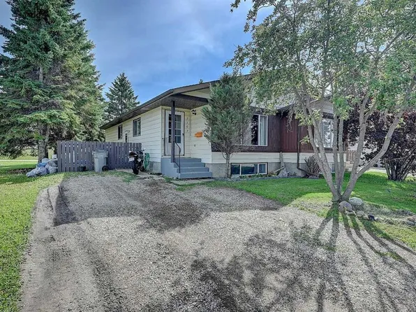 7107 W 93rd St, Grande Prairie, AB T8V 6H4