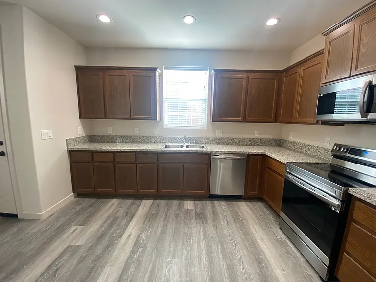 6776 Jujube Ln — Photo 7