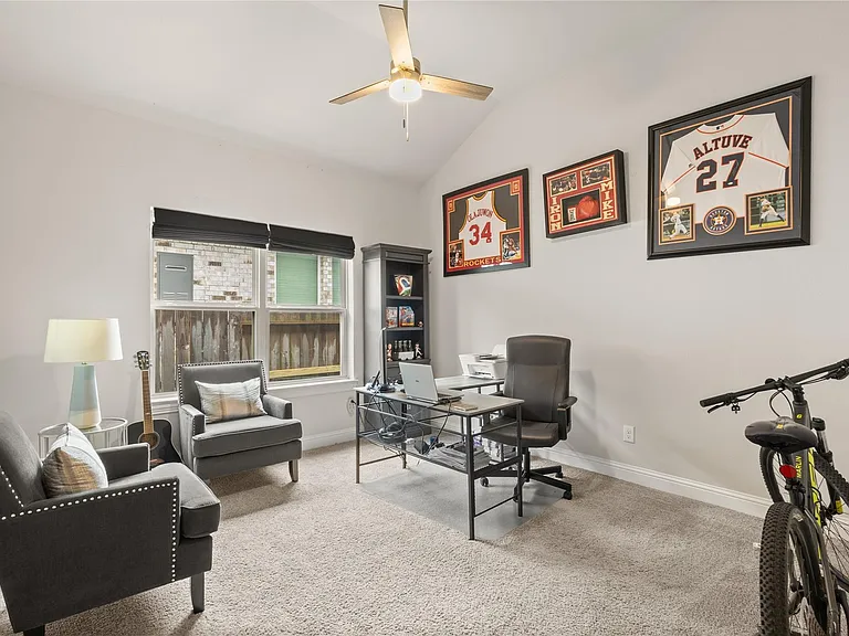 6027 Thief River Falls Dr — Photo 16