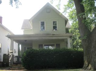 531 6th Ave S, Clinton, IA 52732