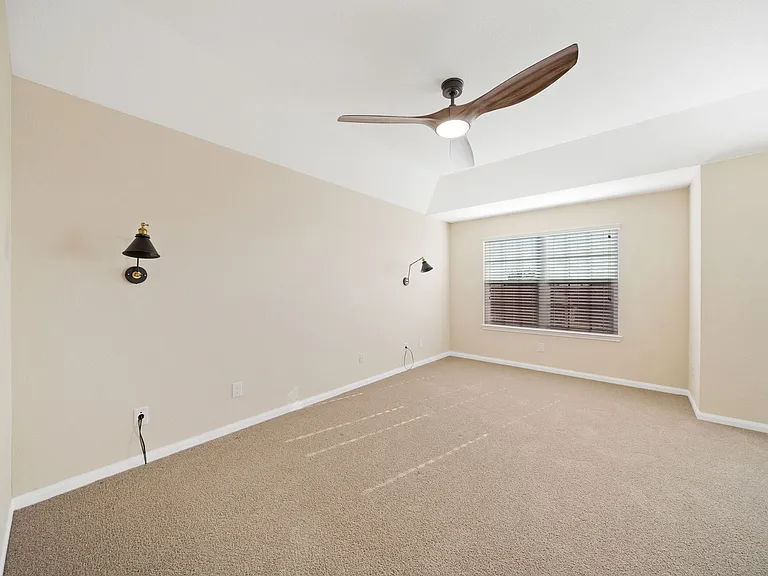 12241 Cashton — Photo 8