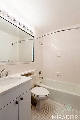 Rented by Mirador Real Estate | media 3