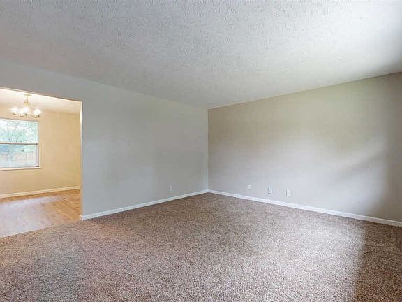 3rd image of 2506 Eckman Dr