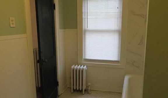 4th image of 670 Willis Ave