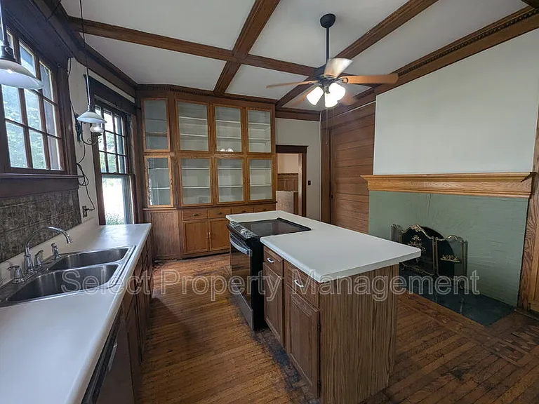 1025 Crescent Ave — Photo 13