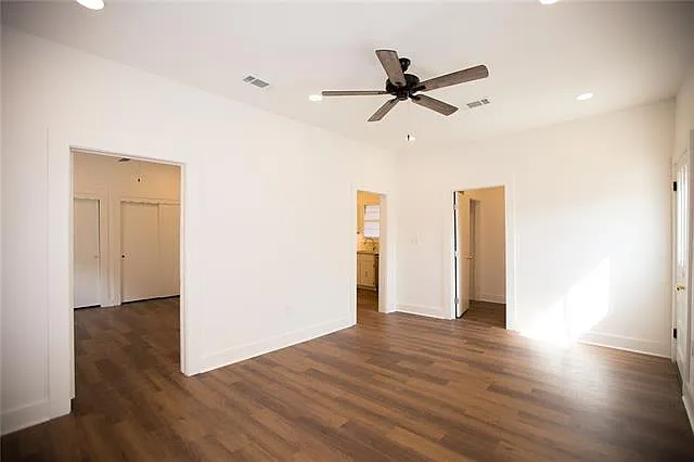 533 Maple Ave — Photo 16