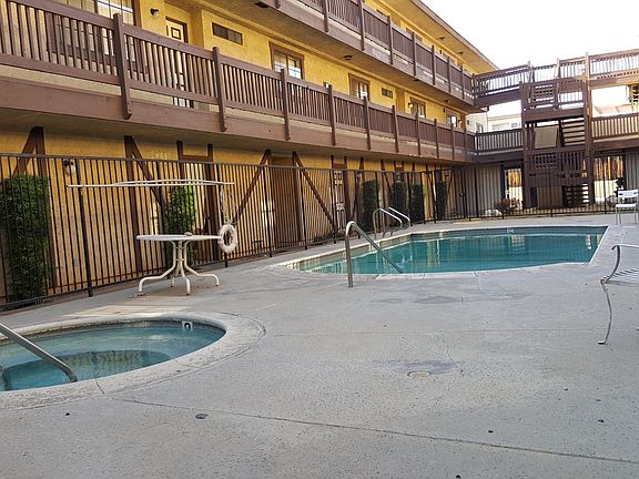 5th image of 425 S Stoneman Ave APT 27