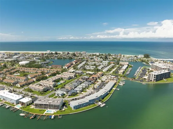 280 126th Ave APT 103, Treasure Island, FL 33706