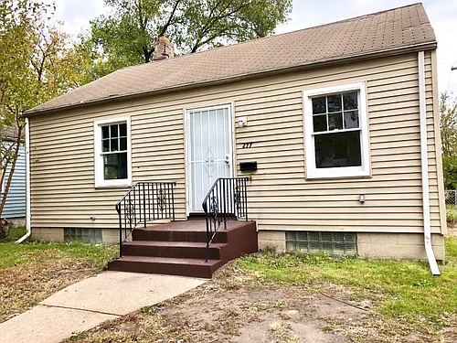277 Lincoln St Photo 1