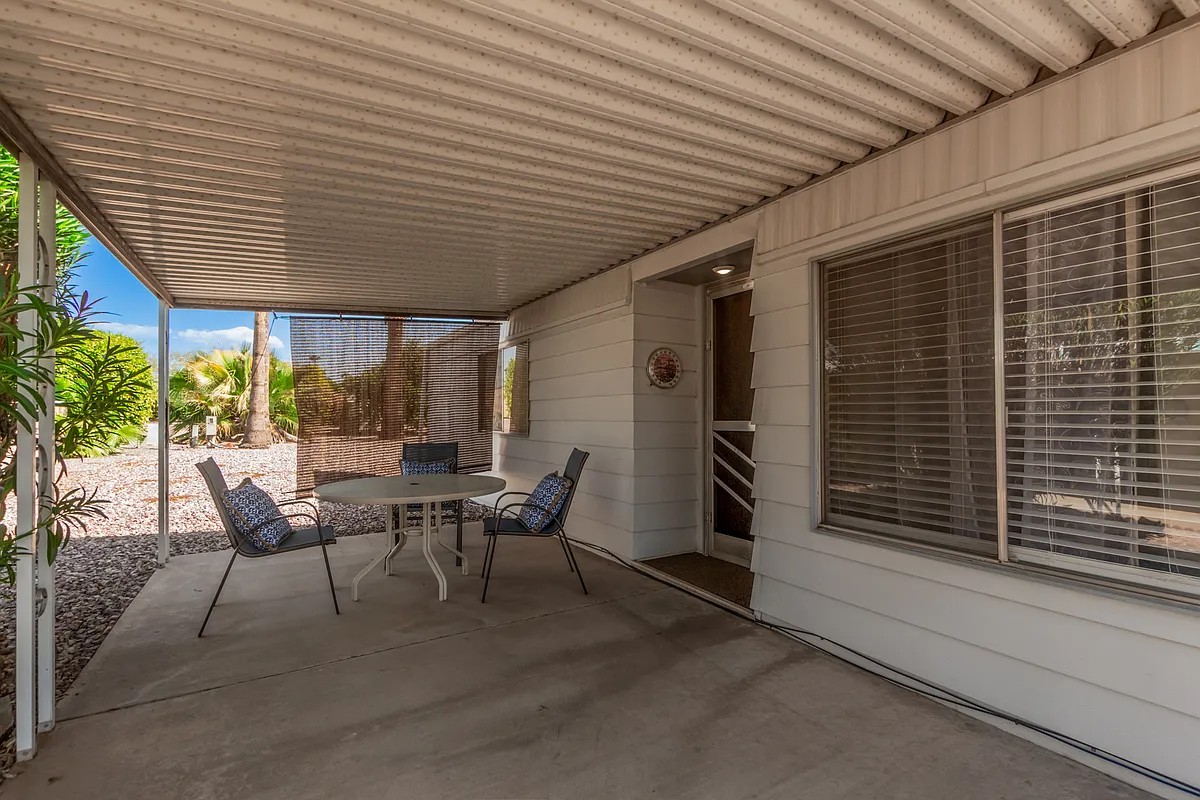Patio - 729 S Park View Cir