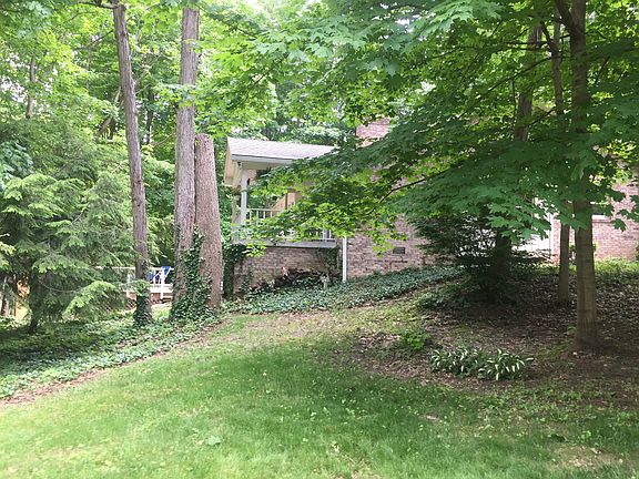 4th image of 406 Beechwood Dr