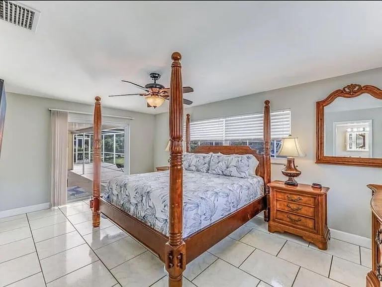 5256 Wisteria Ct — Photo 4