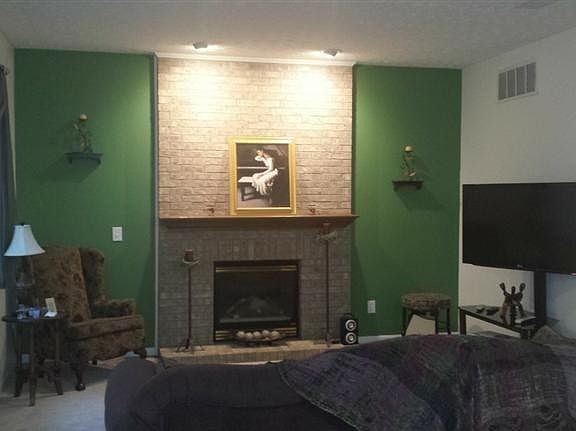 2nd image of 2217 Woodacre Dr