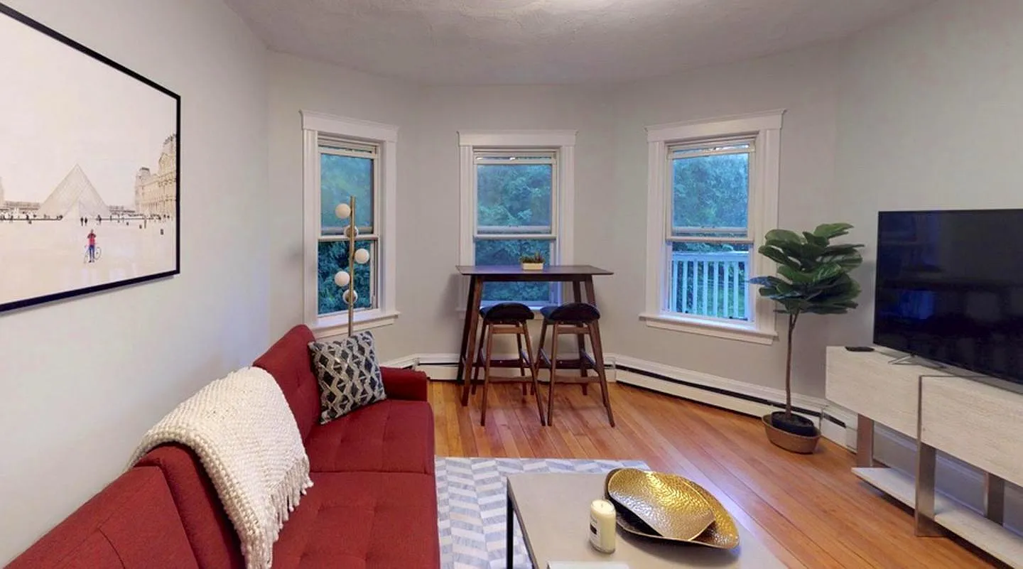 1 bed, 1.0 bath, $840 — Photo 1
