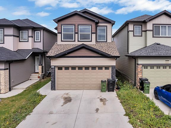 2nd image of 9450 Pear Cres SW