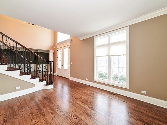 4th image of 4055 Prairie Crossing Dr