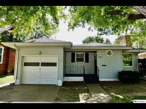 6221 Pacific St, Omaha, NE 68106