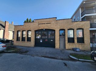 123 Fairfield St, Worcester, MA 01602