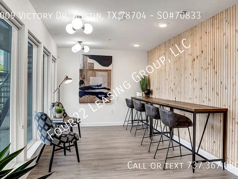 4009 Victory Dr #78704 — Photo 1