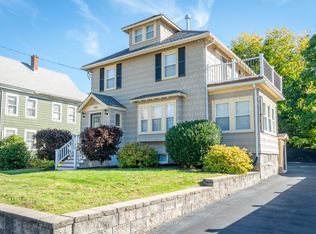 102 Hall Pl, Quincy, MA 02169