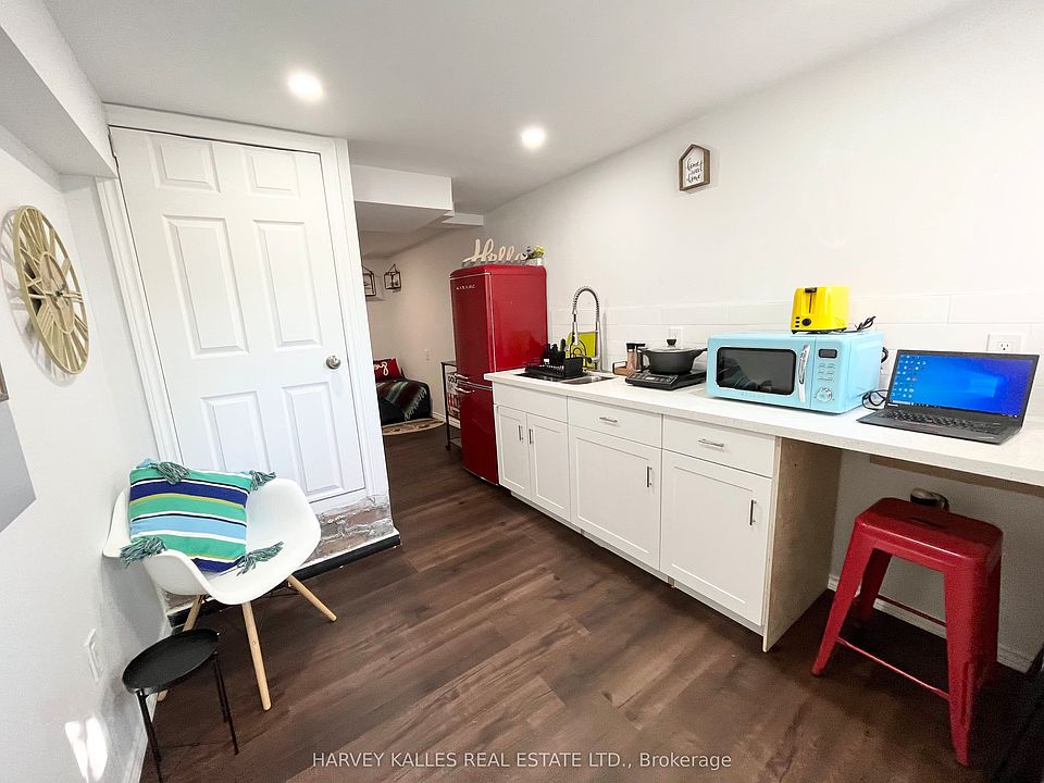 1st image of 26 Leyton Ave